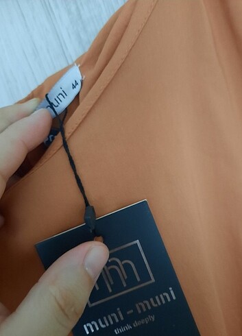 44 Beden turuncu Renk Etek astarlı yırtmaçlı uzun tunik