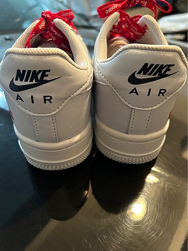 42 Beden Nike supreme
