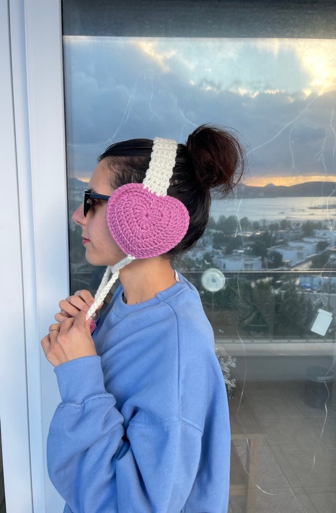 Pembe Örgü Kalpki Kulaklık - Görsel 3