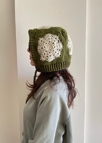 Kar tanesi motifli örgü bonnet bere - Görsel 2