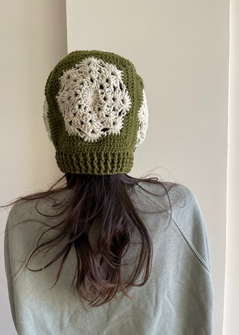 Kar tanesi motifli örgü bonnet bere - Görsel 3