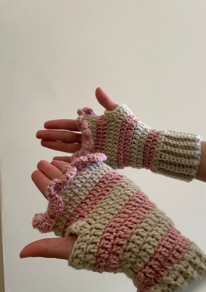 Pembe Krem Çizgili Örgü Parmaksız Eldiven - Görsel 3