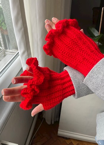 Kırmızı Fırfırlı Kadın Örgü Eldiven - Görsel 4