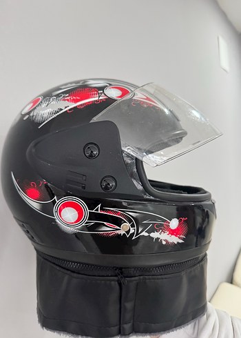 Kemerli Siyah Baskılı Motosiklet Kaskı - Görsel 6