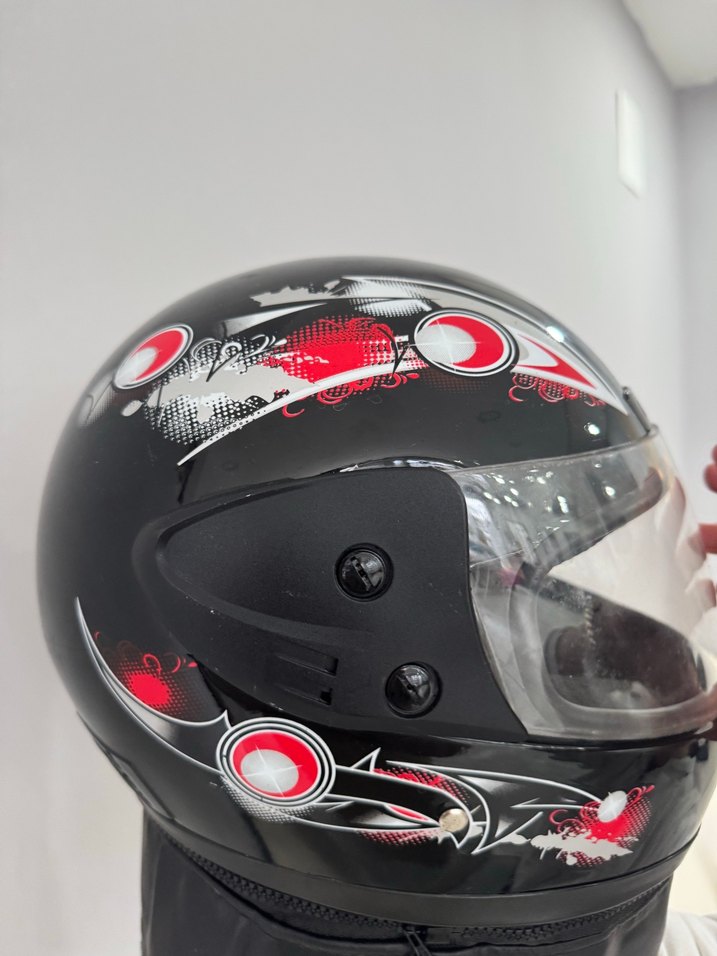 Kemerli Siyah Baskılı Motosiklet Kaskı - Görsel 5