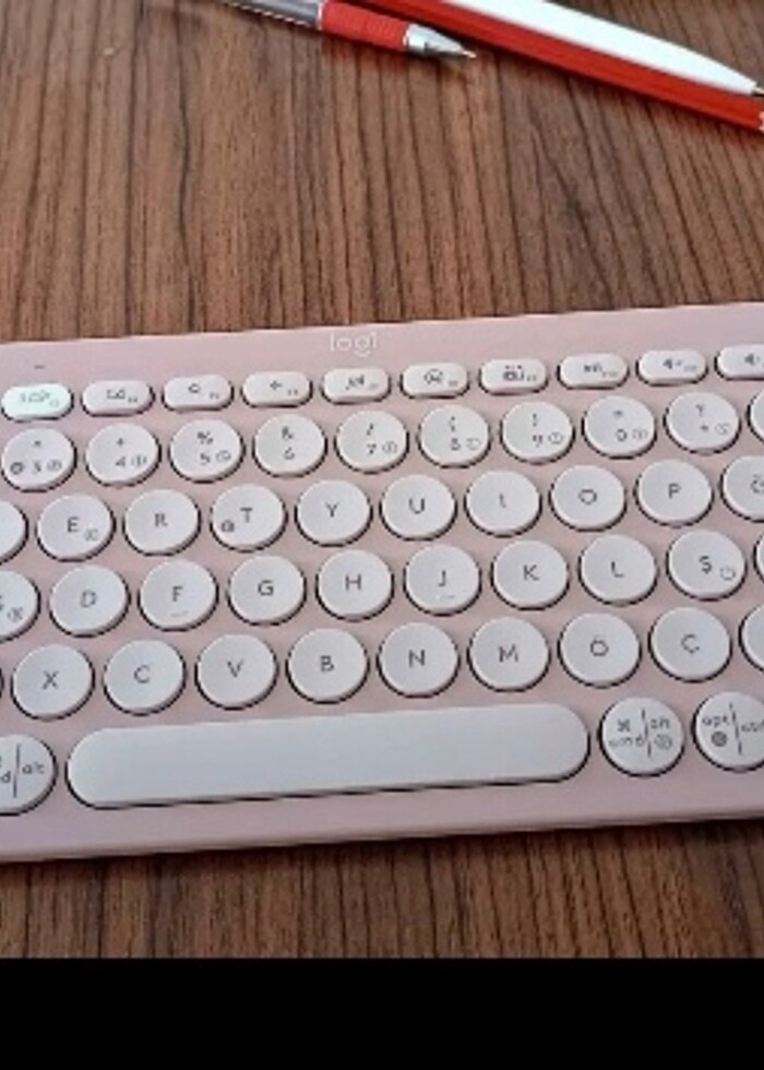 Logitech klavye - Görsel 2