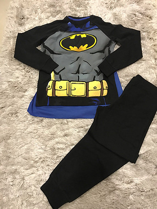 BATMAN kostüm pijama takımı 6/7 yaşa uygun arkası pelerinli 