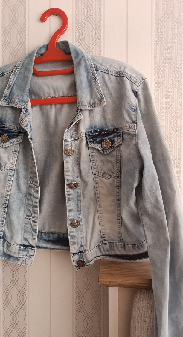 Düğmeli Uzun Kollu Kadın Kot Ceket - Görsel 2