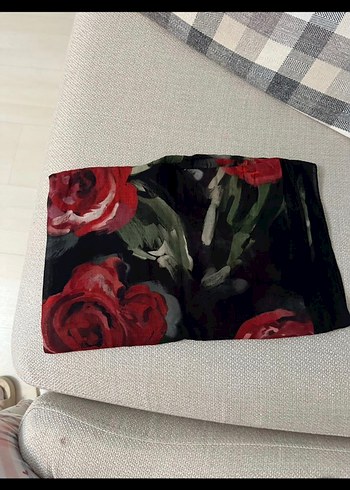 Beden Freshscarfs summer rose desen rami şal