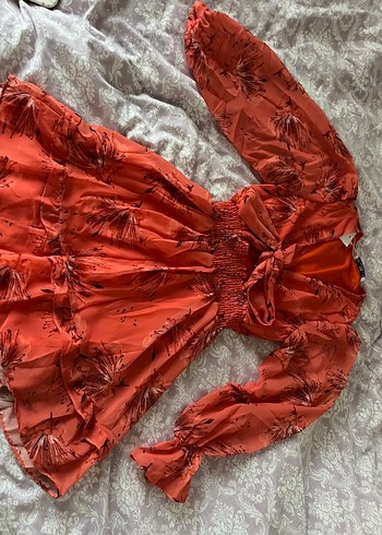 Kırmızı V Yaka Uzun Kollu Midi Elbise - Görsel 2