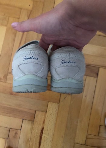 38 Beden beyaz Renk Skechers