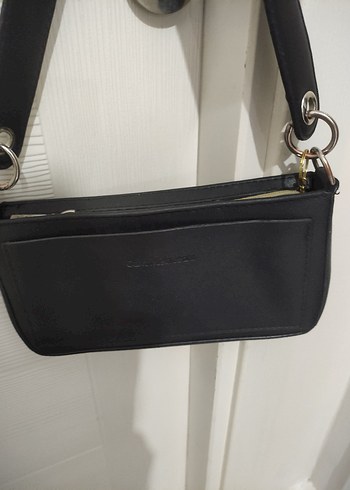 Calvin Klein Siyah Deri Kadın Omuz Çantası - Görsel 3