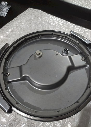 Emsan marka Kırmızı Emniyetli Tencere Kapağı - Görsel 5