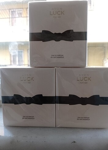 Avon luck bayan 