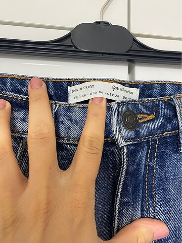 36 Beden Stradivarius Etek