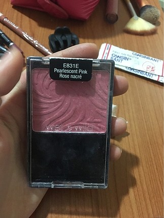 Wet n wild allık