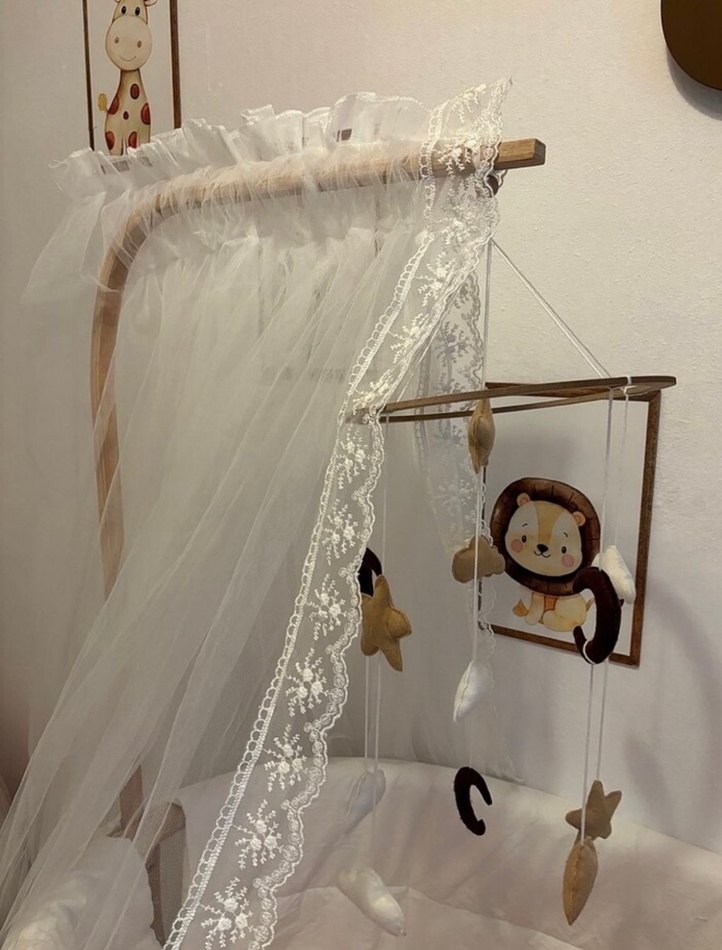 Beyaz Dantel Detaylı Bebek Beşiği - Görsel 2