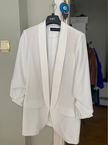 Zara Zara kıvrık kollu blazer