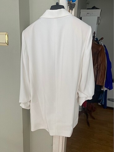m Beden Zara kıvrık kollu blazer
