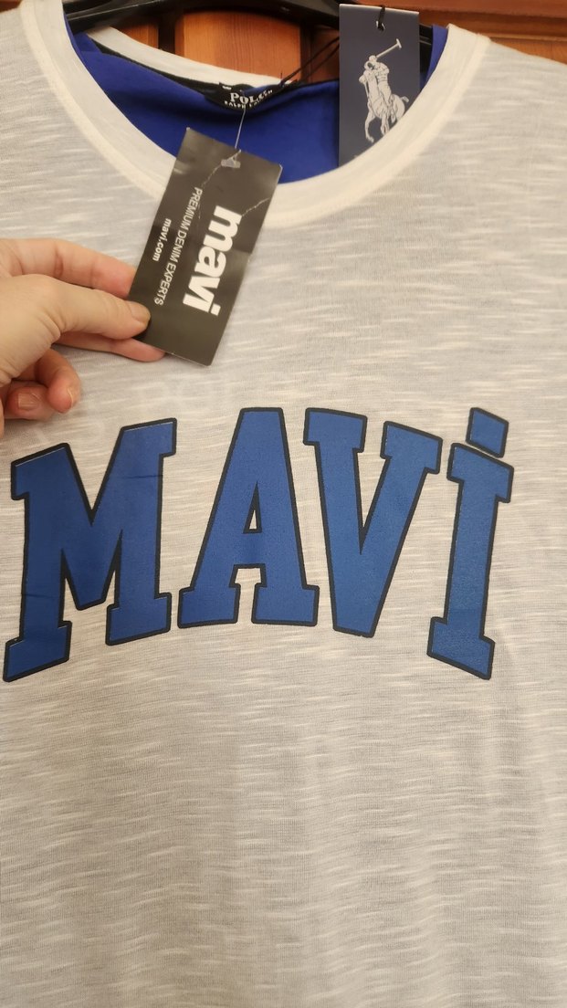 Gri beyaz zemin üzerine mavi yazılı - Görsel 4