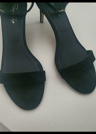 39 Beden siyah Renk Tek bant siyah sandalet