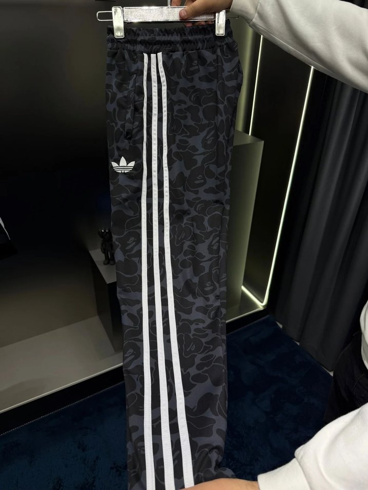 ADİDAS X BAPE EŞOFMAN TAKIMI - Görsel 2