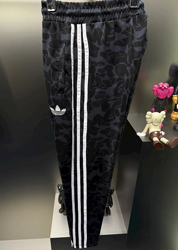 ADİDAS X BAPE EŞOFMAN TAKIMI - Görsel 4