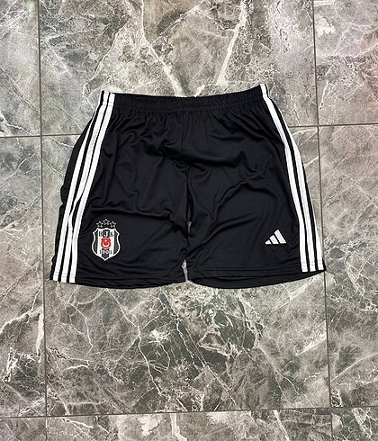 BEŞİKTAŞ YENİ SEZON FUTBOL MAÇ ŞORTU