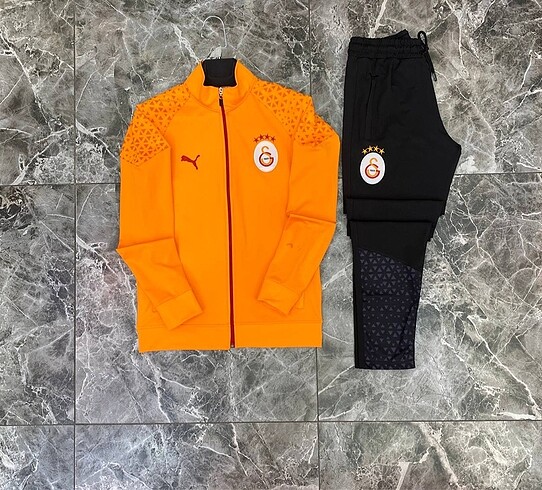 12-13 Yaş Beden GALATASARAY PUMA ÇOCUK EŞOFMAN TAKIMI