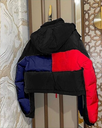 Tommy Hilfiger TOMMY HİLFİGHER KADIN ŞİŞME MONT