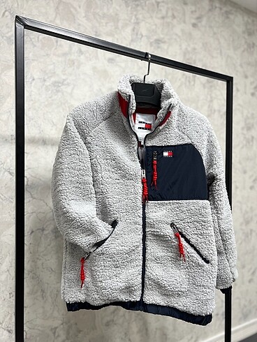 TOMMY HİLFİGHER PELUŞ ÇEKET