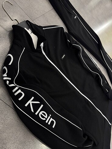 xl Beden siyah Renk CALVİN KLEİN ERKEK EŞOFMAN TAKIM