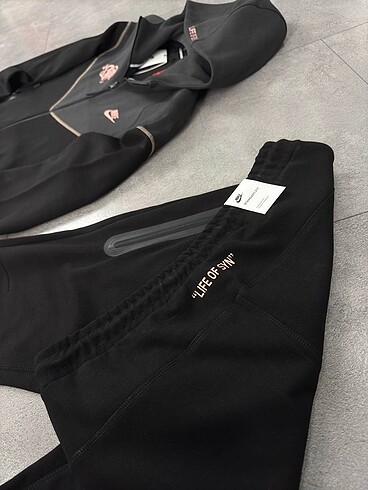 s Beden siyah Renk NİKE X SYNA TECH FLEECE EŞOFMAN TAKIM
