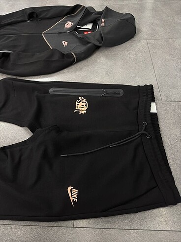 NİKE X SYNA TECH FLEECE EŞOFMAN TAKIM - Görsel 5
