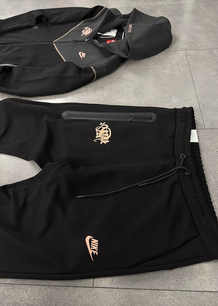NİKE X SYNA TECH FLEECE EŞOFMAN TAKIM - Görsel 5