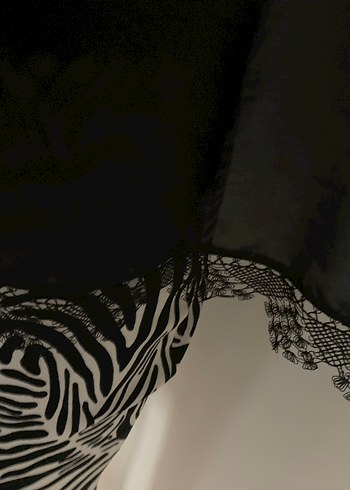 ÖZEL YAPIM 3 KENARLI BAŞÖRTÜSÜ - Görsel 7