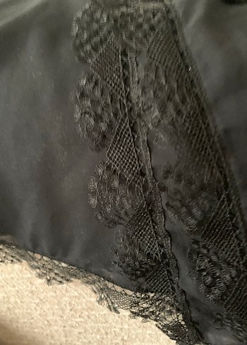 ÖZEL YAPIM 3 KENARLI BAŞÖRTÜSÜ - Görsel 2