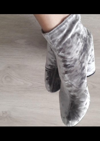 zara 36