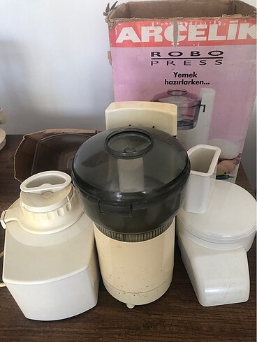 ARÇELİK 3?lü ROBOT