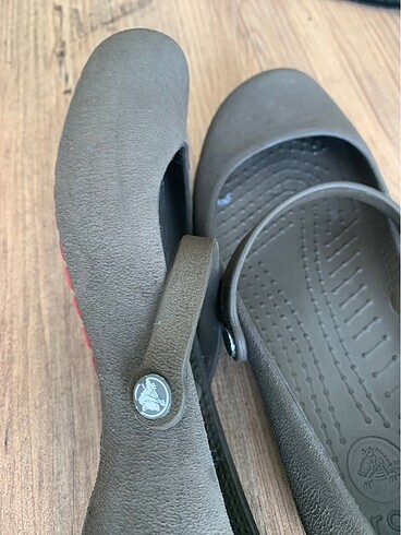 37 Beden kahverengi Renk CROCS W6 37