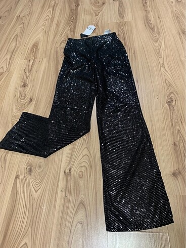 ZARA XS TRANSPARAN PANTOLON