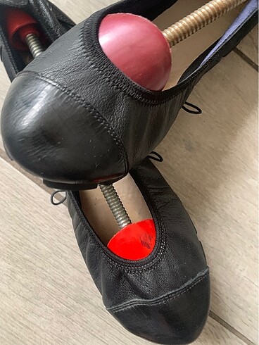 40 Beden CLARKS 40 7M DERİ ve RUGAN DETAYLI