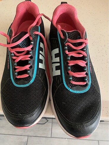 HELLY HANSEN 38