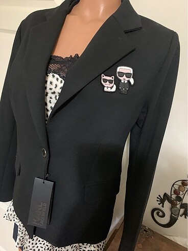 KARL LAGERFELD L