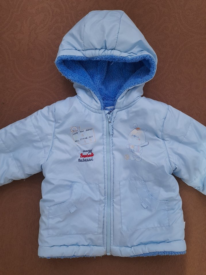 Mavi Kapüşonlu Erkek Çocuk Mont - Görsel 3