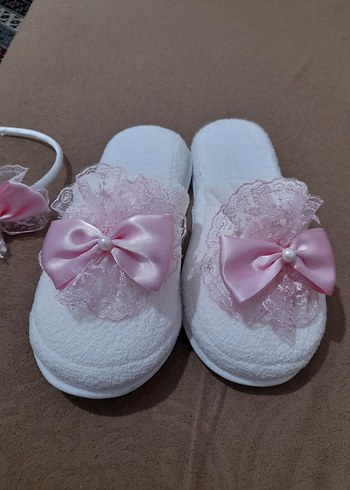 Dantel ve Fiyonklu Pembe Kadın Terlik Seti - Görsel 4