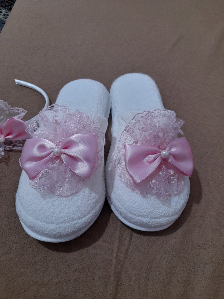 Dantel ve Fiyonklu Pembe Kadın Terlik Seti - Görsel 3