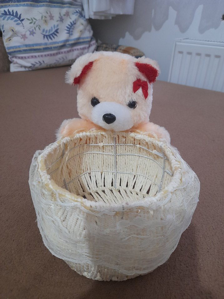 Krem Renkli Peluş Oyuncak Ayı Sepetli az kullanıldı - Görsel 2