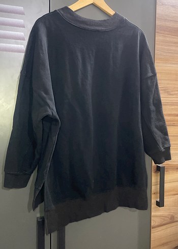 Zara Kadın Kürklü Cep Detaylı Siyah Sweatshirt