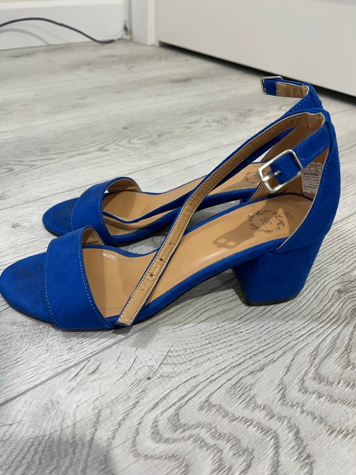 Mavi Süet Dolgu Topuklu Kadın Ayakkabı - Görsel 3